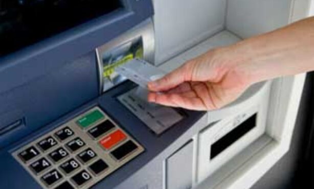 Caixa Eletrônico Itaú - Foto 1