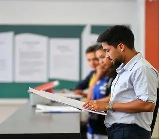 Concurso FEAS Curitiba PR