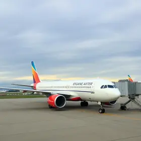 primeiro voo intercontinental da europa ao paraná