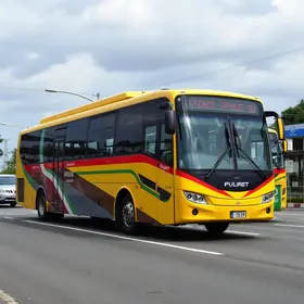 ônibus superarticulados