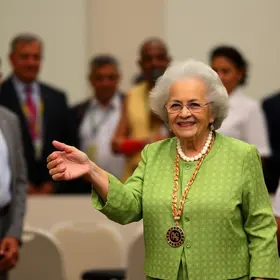 Dulcinéia Novaes Cidadã Honorária de Curitiba